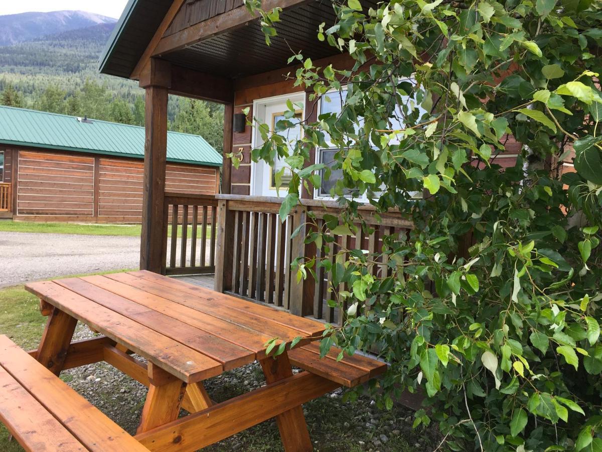 Beaver Creek Lodge And Cabins McBride Ngoại thất bức ảnh